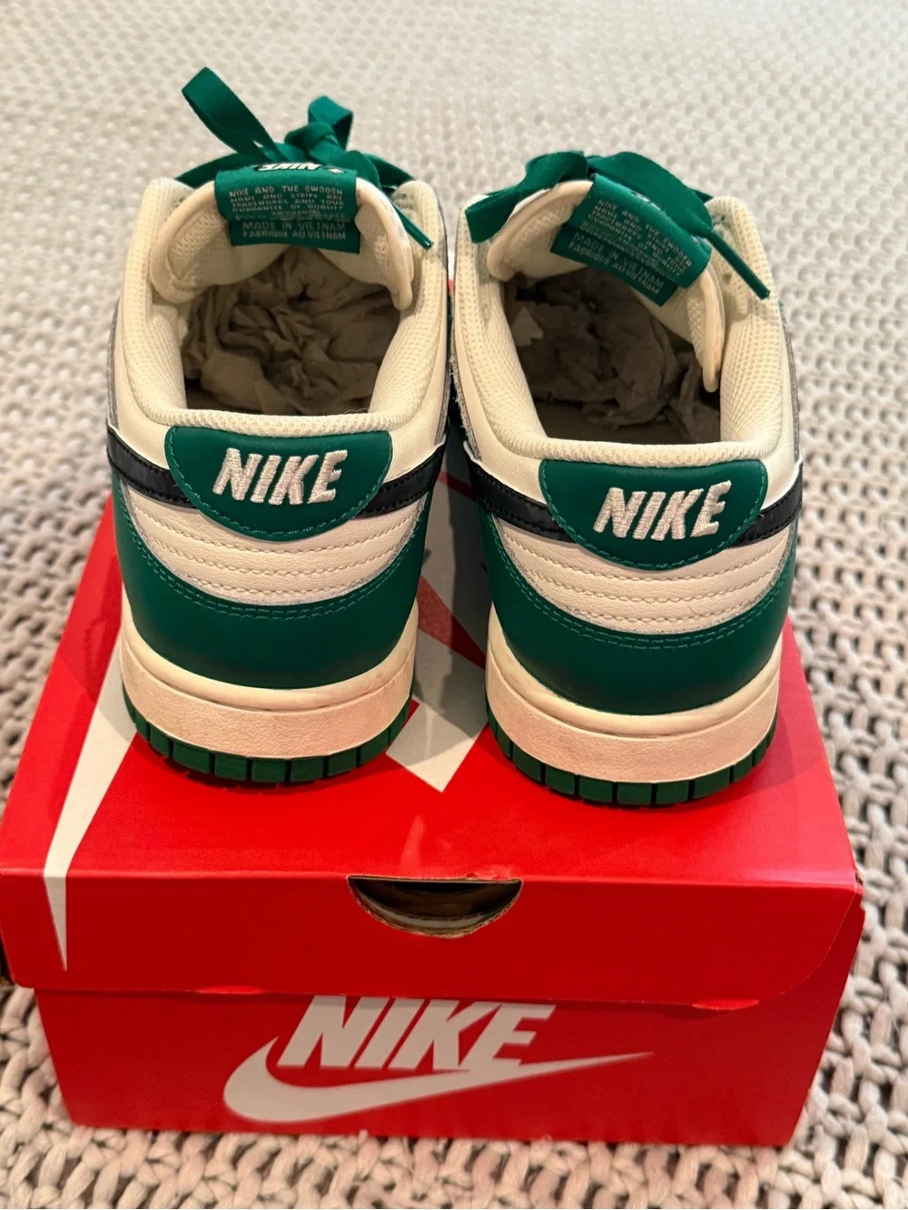Nike White and Green Dunk-Style Low Tops